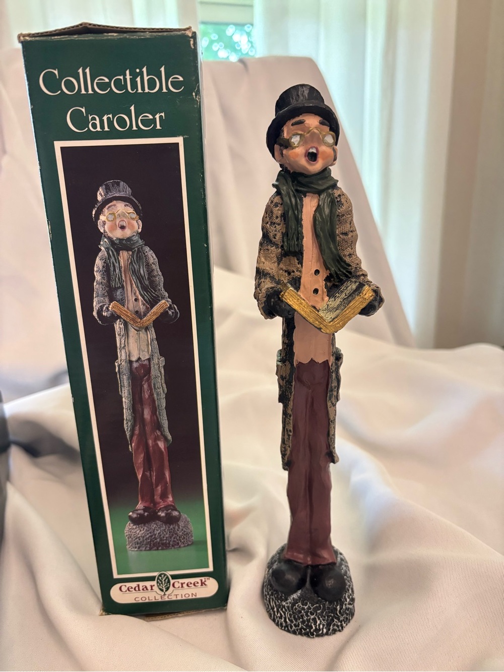 Christmas Collectible Caroler Figurine - Cedar Creek